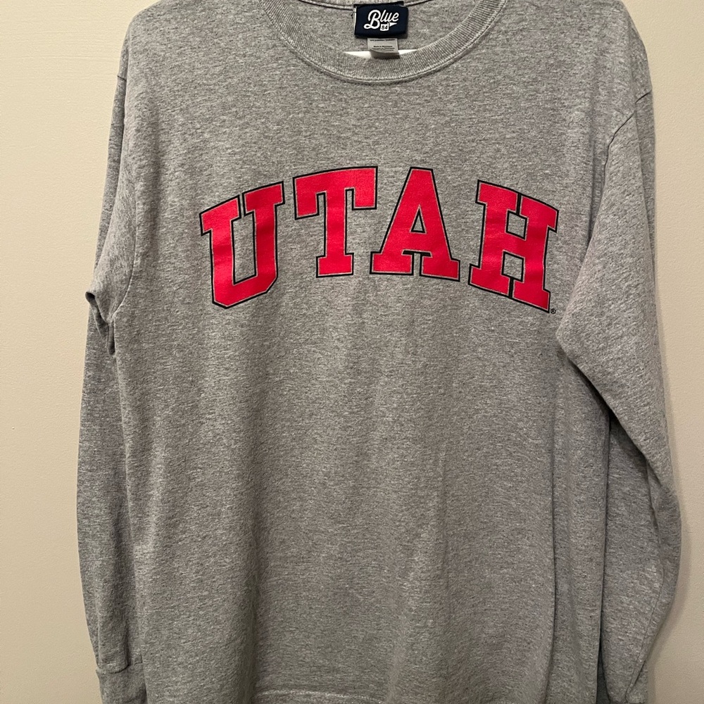 Utah Utes Gray Women’s Medium Blue 84 Sweatshirt Pullover EUC